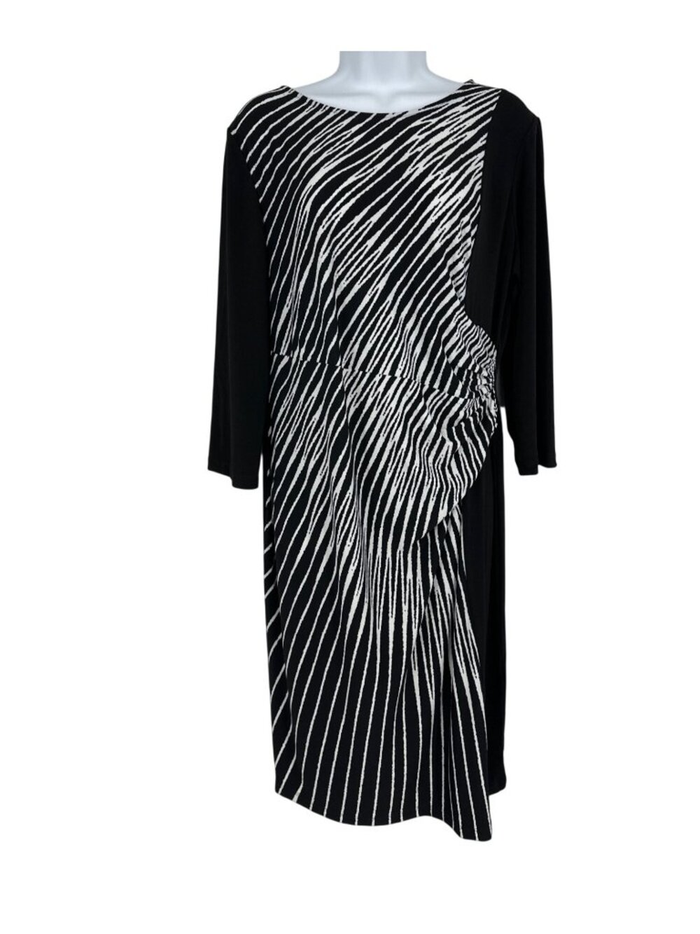 Chicos Zebra Print 3/4 Sleeve Ruched Waistline Midi Dress Size 2 US L